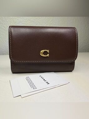 Coach Dark Brown Leather Clutch Wallet with Gold 'C' Accent